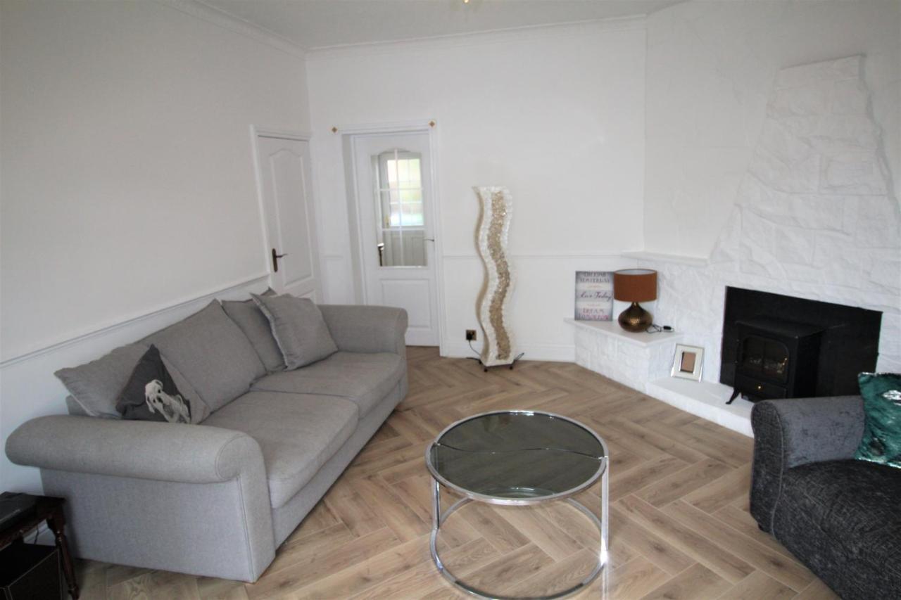 Whitley Bay - Sleeps 6 - Refurbished Throughout - Fast Wifi - Dogs Welcome 외부 사진